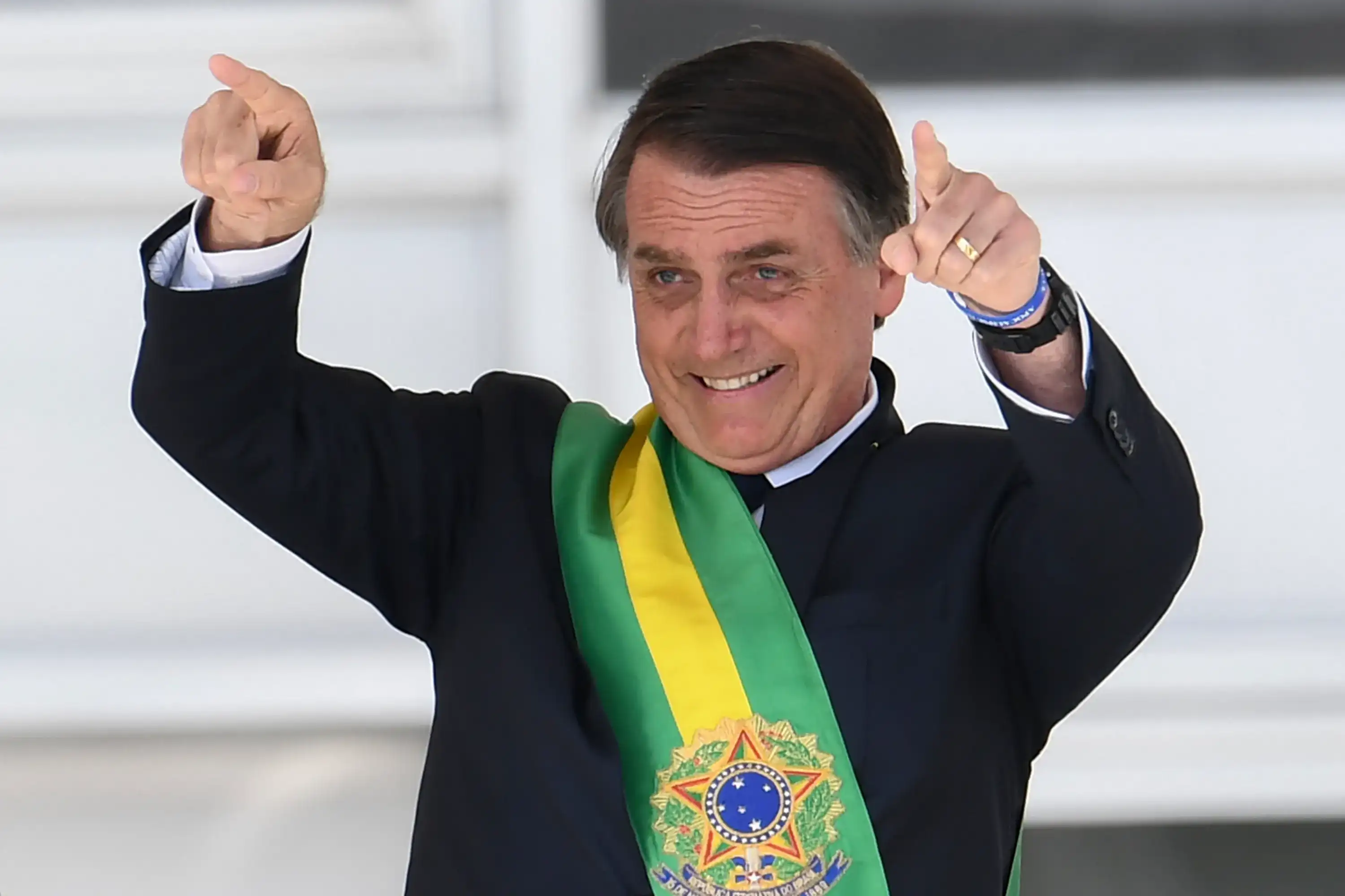 Brasil: nuevas evidencias de corrupción incriminan a Bolsonaro 